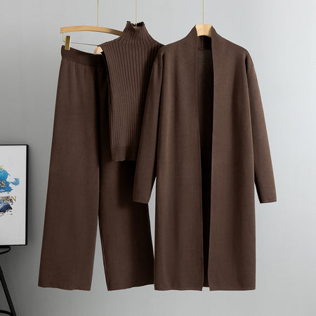 Aubrey Luxe Winter Coord Set with Cape In Brown