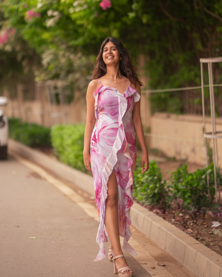 Clove Ruffled Summer Maxi Dress In Purple