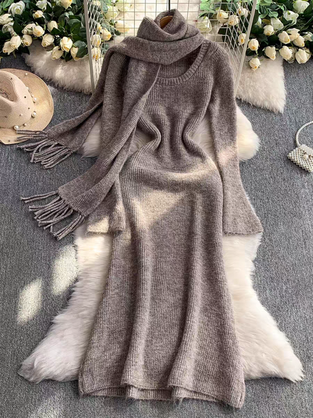 Micola Woolen Dress With Scarf In Beige
