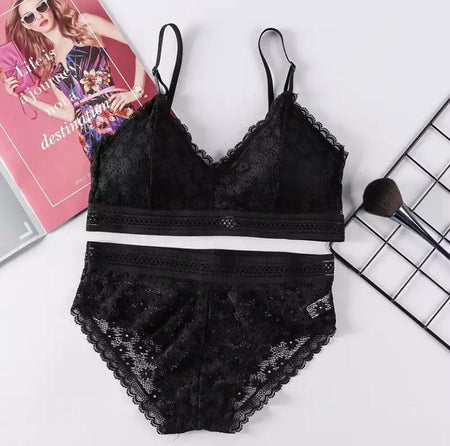 Derby Lingerie Set - Alamode By Akanksha