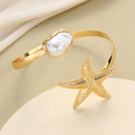 Hebe Open Starfish Pearl Arm Cuff
