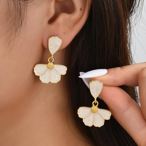 Lux Resin Flower Earring