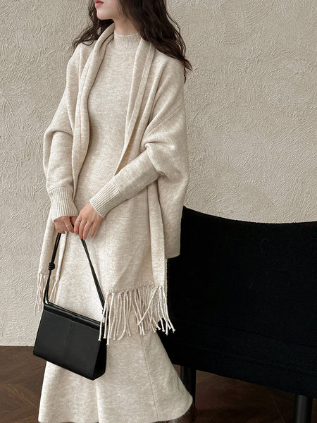 Clelia Luxe Dress With Cape