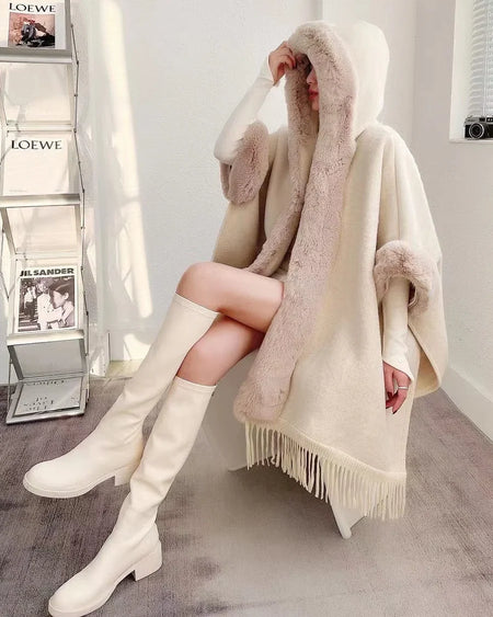 Amelia Fleece Winter Capes With Fur Cap