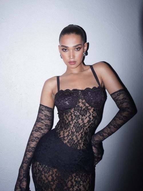 Bisco Lace Detailed Coverup in Black