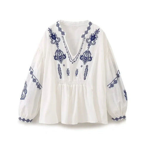 Ari Embroidered Summer Top In White