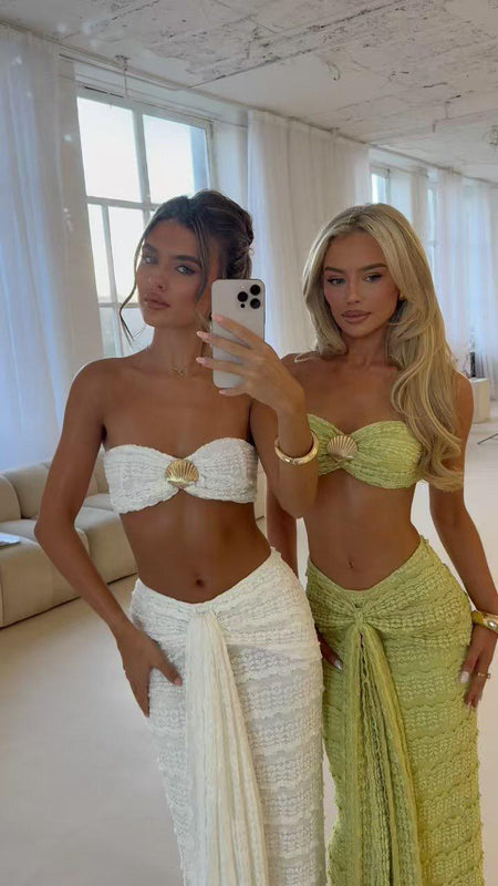 Aroma Summer Coord Set-Resortwear In Green - mirror selfie shot on two models - Miss Mosa By Akanksha