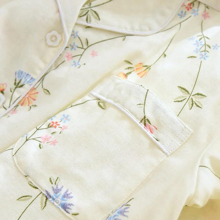 Beccy Cotton Floral Nightsuit In Off-White - close-up of pocket and print detail - Miss Mosa By Akanksha