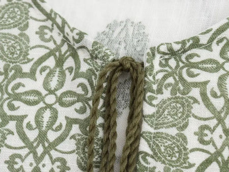 Bella Cotton Summer Top In Off-White - close-up of neckline tie detail - Miss Mosa By Akanksha