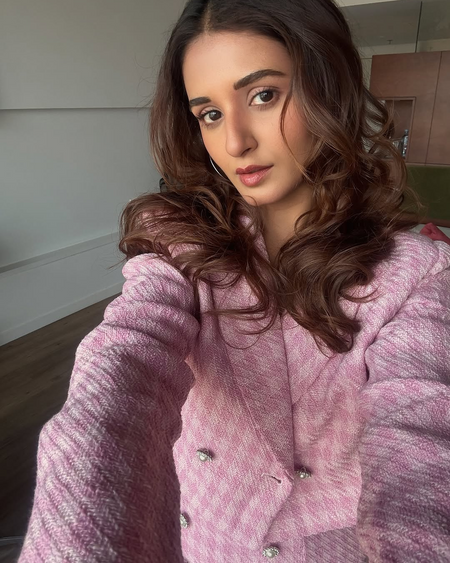 Chloey Luxe Tweed 2 Pc Set - Set of Jacket and Skirt - close-up front shot on model, pink - Miss Mosa By Akanksha