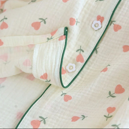 Cresta Cotton Nightsuit In Off-White - close-up of collar and piping detail - Miss Mosa By Akanksha