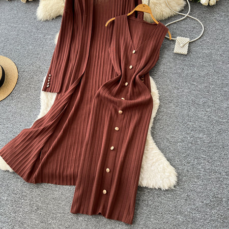 Delphin Winter Dress With Cape - flat-lay detail shot, rust brown - Miss Mosa By Akanksha