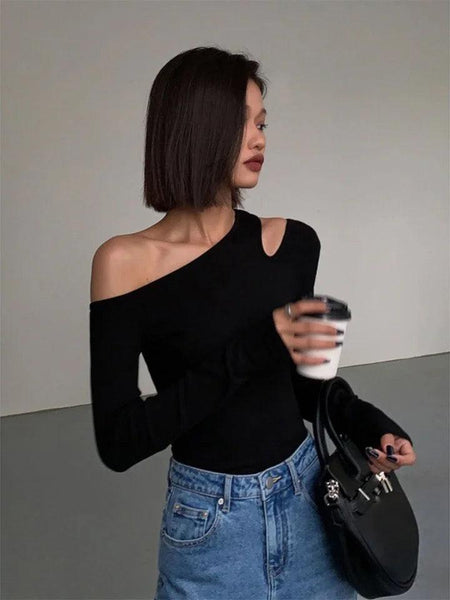 Deme Statement Blouse in black - lifestyle shot on model, black - Miss Mosa By Akanksha