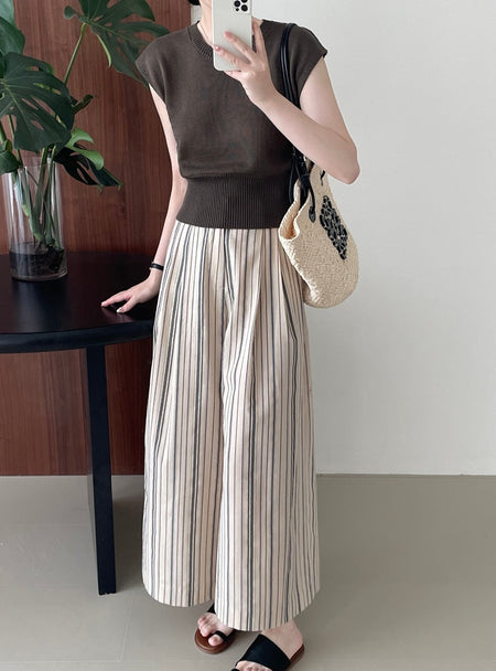 Elon Statement Striped Pants In Beige - full-length front shot on model with brown top - Miss Mosa By Akanksha