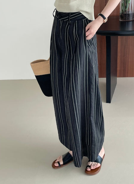 Elon Statement Striped Pants In Black - side shot on model - Miss Mosa By Akanksha