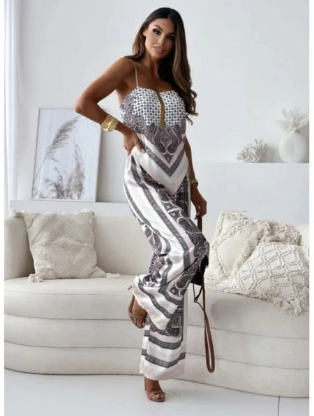 Gloria Summer Holiday Coord Set - side shot on model, grey and white - Miss Mosa By Akanksha