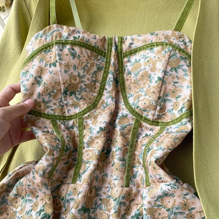 Harriet Set of Dress and Cape - close-up of bodice, green - Miss Mosa By Akanksha