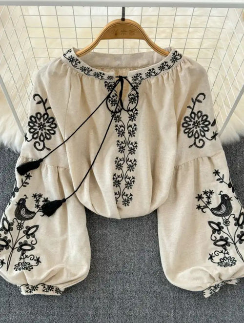 Teo  Embroidered Summer Top In Beige