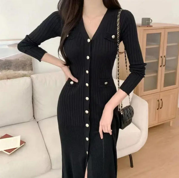 Sarah Luxe Soft Knit Dress In Black