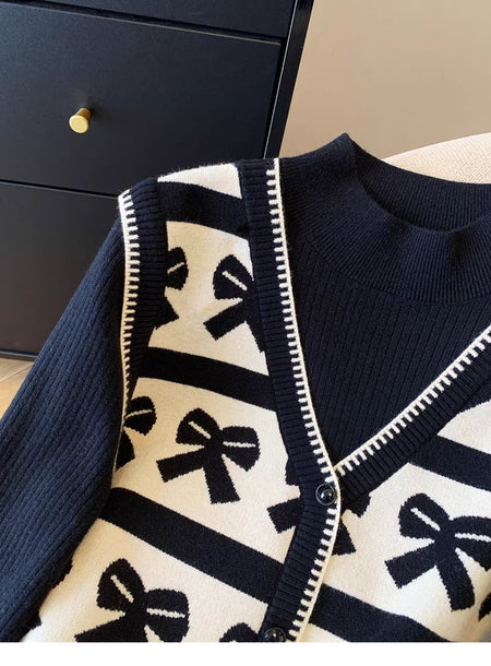 Julieta Printed Sweater - collar detail flat-lay shot, black and cream with bow print - Miss Mosa By Akanksha