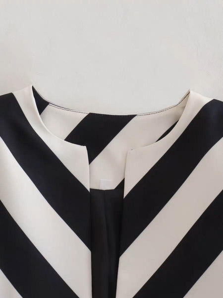 Lyric Stripped Coord Set In Black - close-up of neckline, black - Miss Mosa By Akanksha