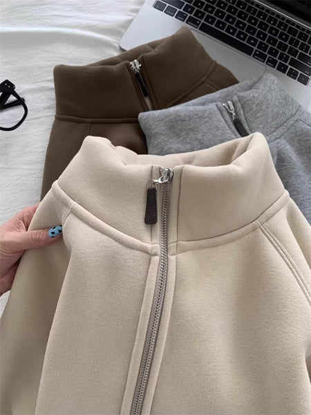 Maddele Premium Fleece Jacket - collar detail shot, brown and grey and beige - Miss Mosa By Akanksha