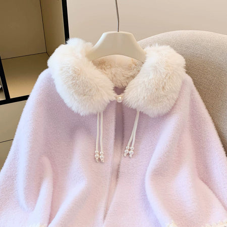 Noemi Luxe Fur Cape - neckline close-up shot, lilac with white fur collar - Miss Mosa By Akanksha