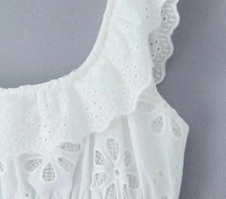 Raaya Summer Holiday Dress - close-up of neckline ruffle, white - Miss Mosa By Akanksha