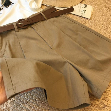 Sutton Statement Shorts With Belt In Khaki - flat-lay detail shot with belt - Miss Mosa By Akanksha