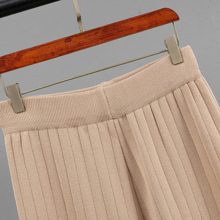Teresa Luxe Coord Set With Cape - waistband detail shot, beige - Miss Mosa By Akanksha