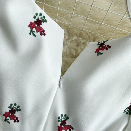 Alicia Floral Romper - close-up of neckline, white floral - Miss Mosa By Akanksha