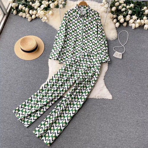Fabby Abstract Coord Set In Green