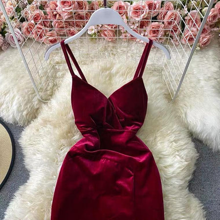 Harper Velvet Dress - close-up of bodice, burgundy - Miss Mosa By Akanksha