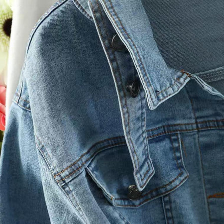 Labei Denim Set In Blue - close-up of pocket button, blue - Miss Mosa By Akanksha