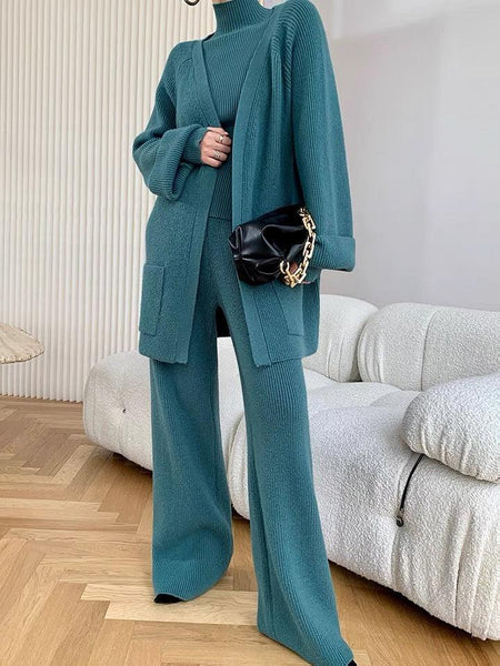 Luxury Collection Suarez Coord Set - full-length shot on model, teal - Miss Mosa By Akanksha