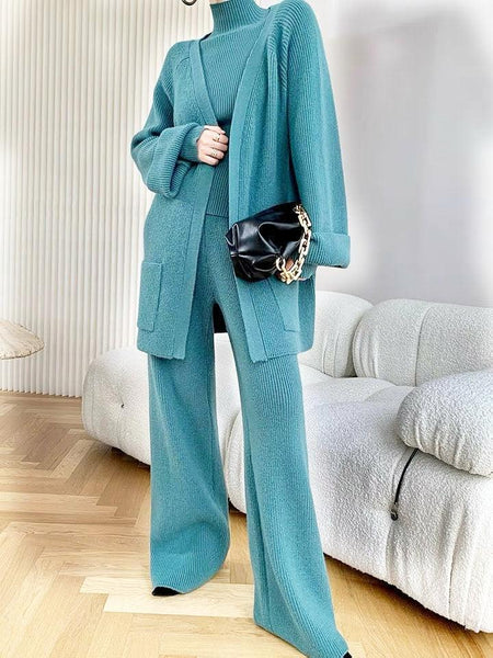 Luxury Collection Suarez Coord Set - front shot on model, teal - Miss Mosa By Akanksha
