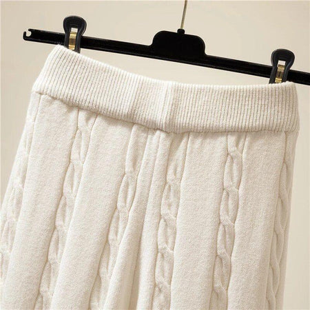 Meraki Woolen Coord Set - close-up of waistband, white - Miss Mosa By Akanksha