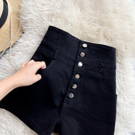 Gerald Statement Shorts - Alamode By Akanksha